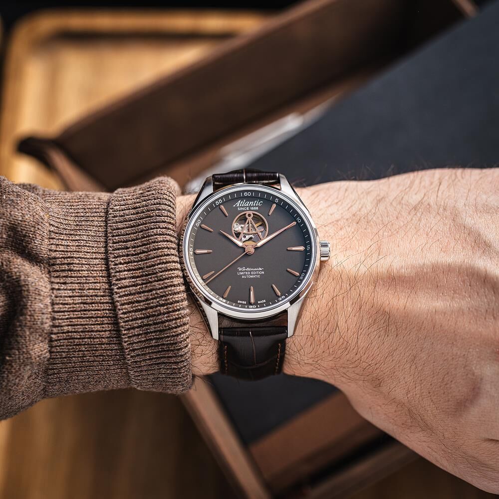 WORLDMASTER OPEN HEART LIMITED EDITION 52780.41.41R Otomatik (İsviçre Üretimi Sellita SW200-1/OH Mekanizmalı) Erkek Kol Saati