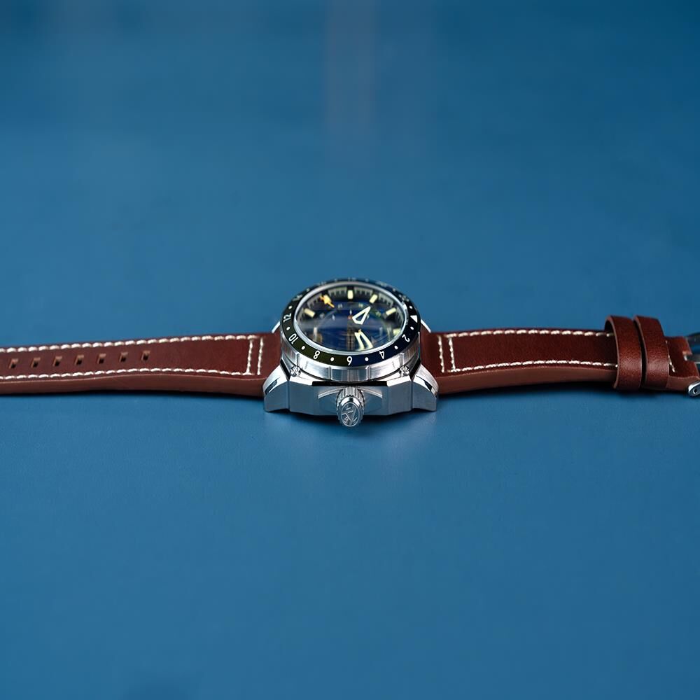 HAWKER HUNTER GMT AV-4122-02 (Seiko NH34 Mekanizmalı) Erkek Kol Saati