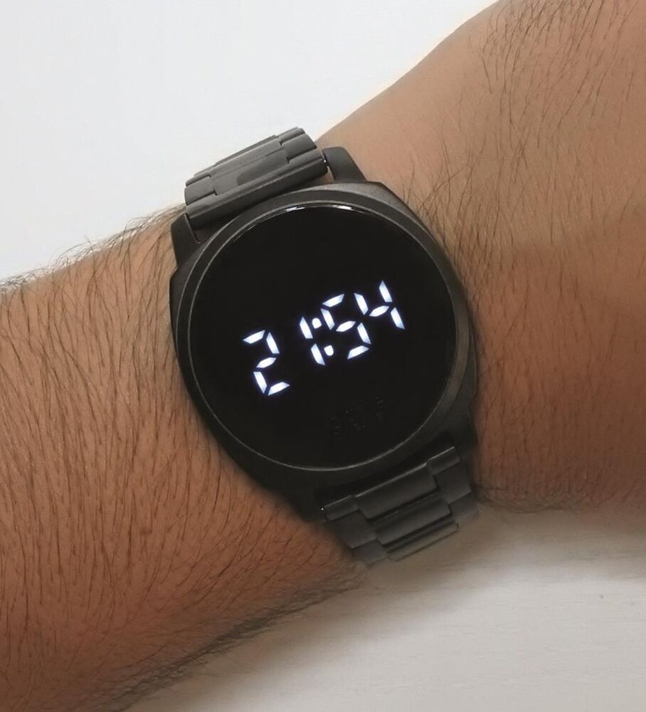 DK013170F-08 Unisex Kol Saati