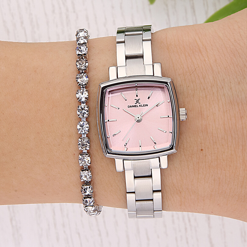 Daniel Klein - DKE.1.10677-1 Bileklik Hediyeli Kadın Kol Saati