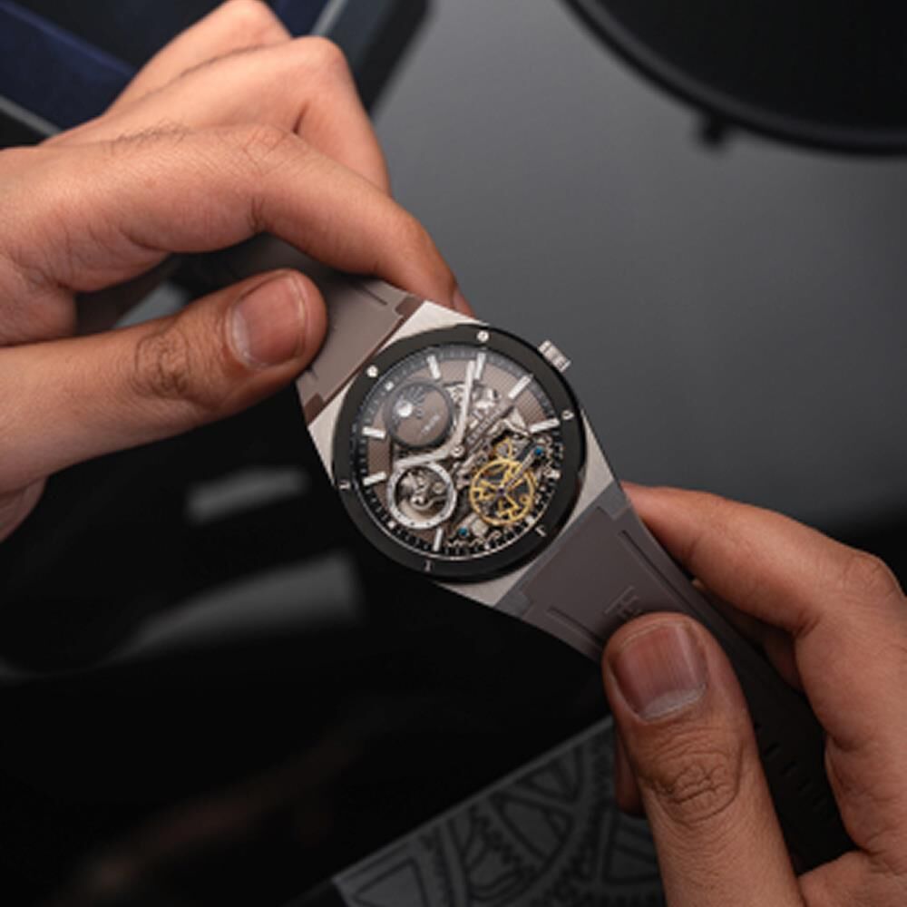 EARNSHAW ES-8291-04 Erkek Kol Saati