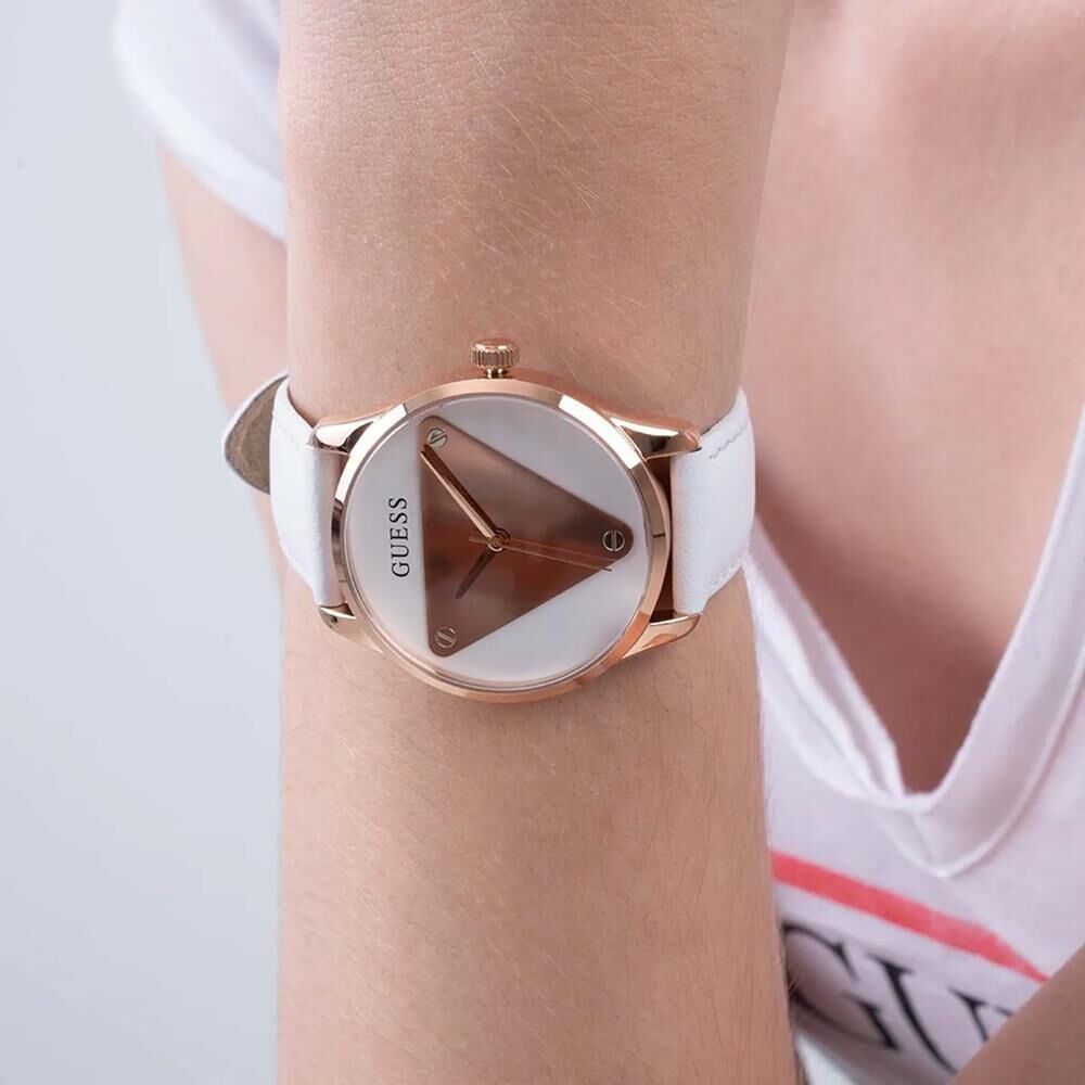 GUESS GUGW0399L2 Kadın Kol Saati