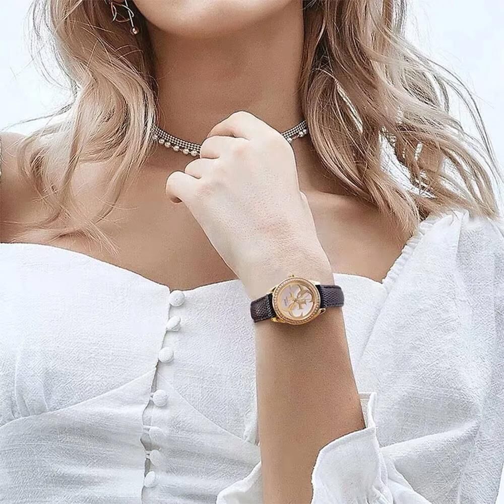 GUESS GUW1212L4 Kadın Kol Saati