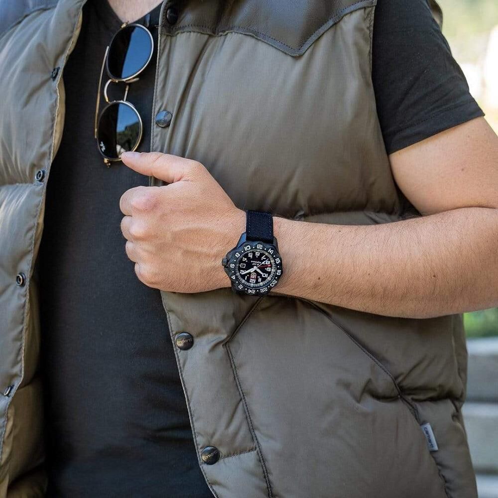 XA.6441 F-117 NIGHTHAWK™ 6440 (İsviçre Üretimi Ronda 515.24H Mekanizmalı) Erkek Kol Saati