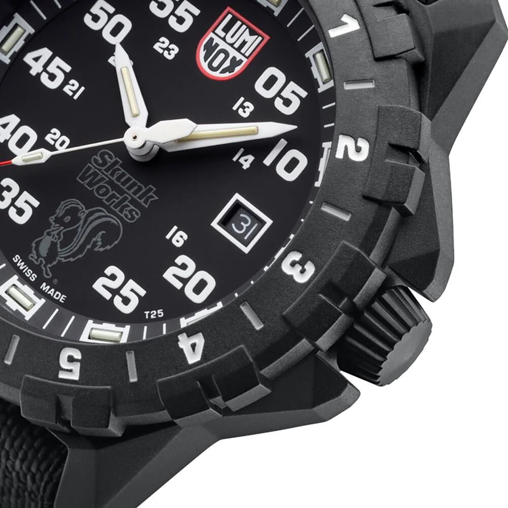 LUMINOX XA.6442.H F-117 NIGHTHAWK® x SKUNK WORKS® 6440 Serisi (İsviçre Üretimi Ronda 515 Mekanizmalı) Pilot Erkek Kol Saati