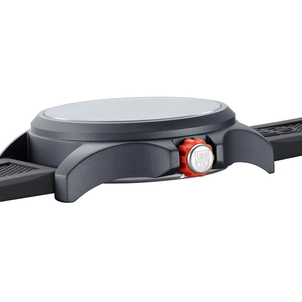 LUMINOX XB.3716 BEAR GRYLLS SURVIVAL LAND 3710 Serisi (İsviçre Üretimi Ronda 515 Mekanizmalı) Erkek Kol Saati