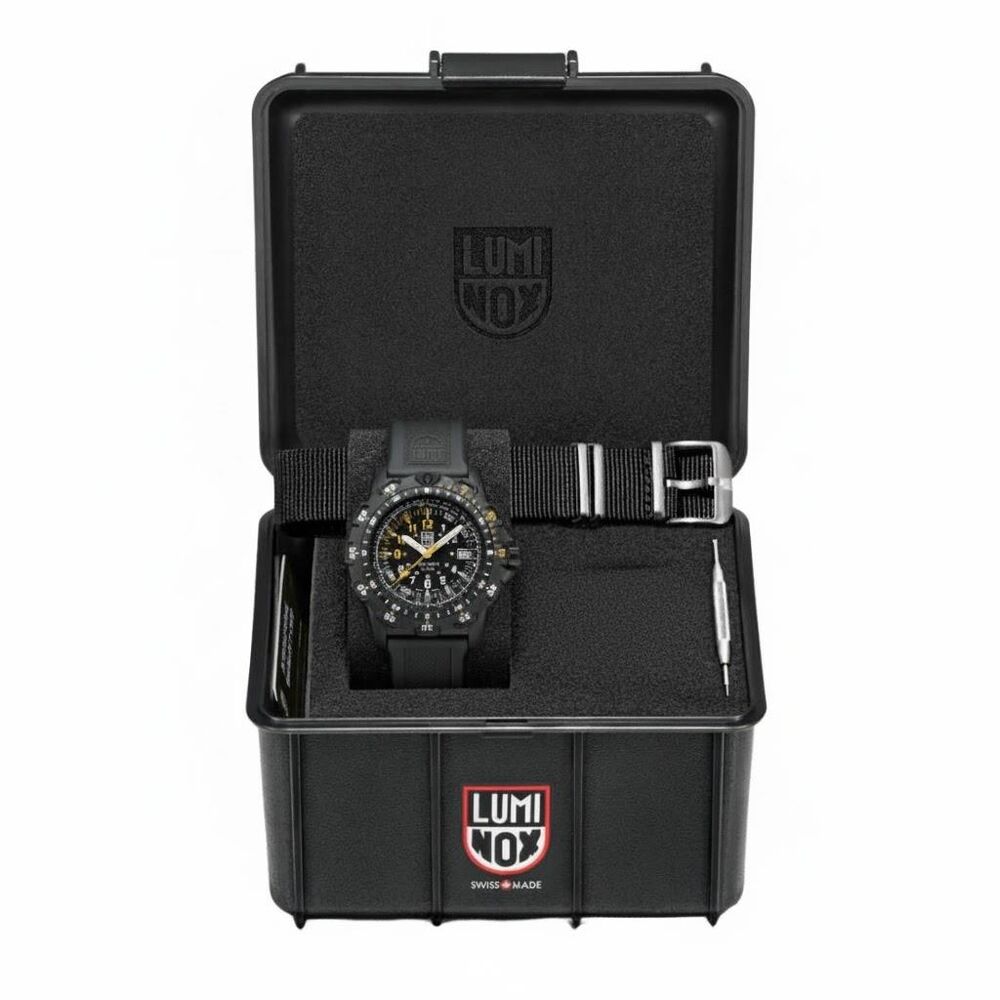 LUMINOX XL.8825.H.SET.1 RECON POINT MAN 8820 (İsviçre Üretimi Ronda 515 Mekanizmalı) Erkek Kol Saati
