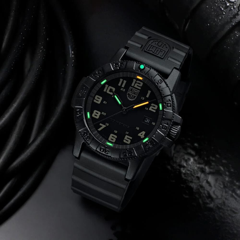 LUMINOX XS.0330 LEATHERBACK SEA TURTLE GIANT (İsviçre Üretimi Ronda 515 Mekanizmalı) Erkek Kol Saati