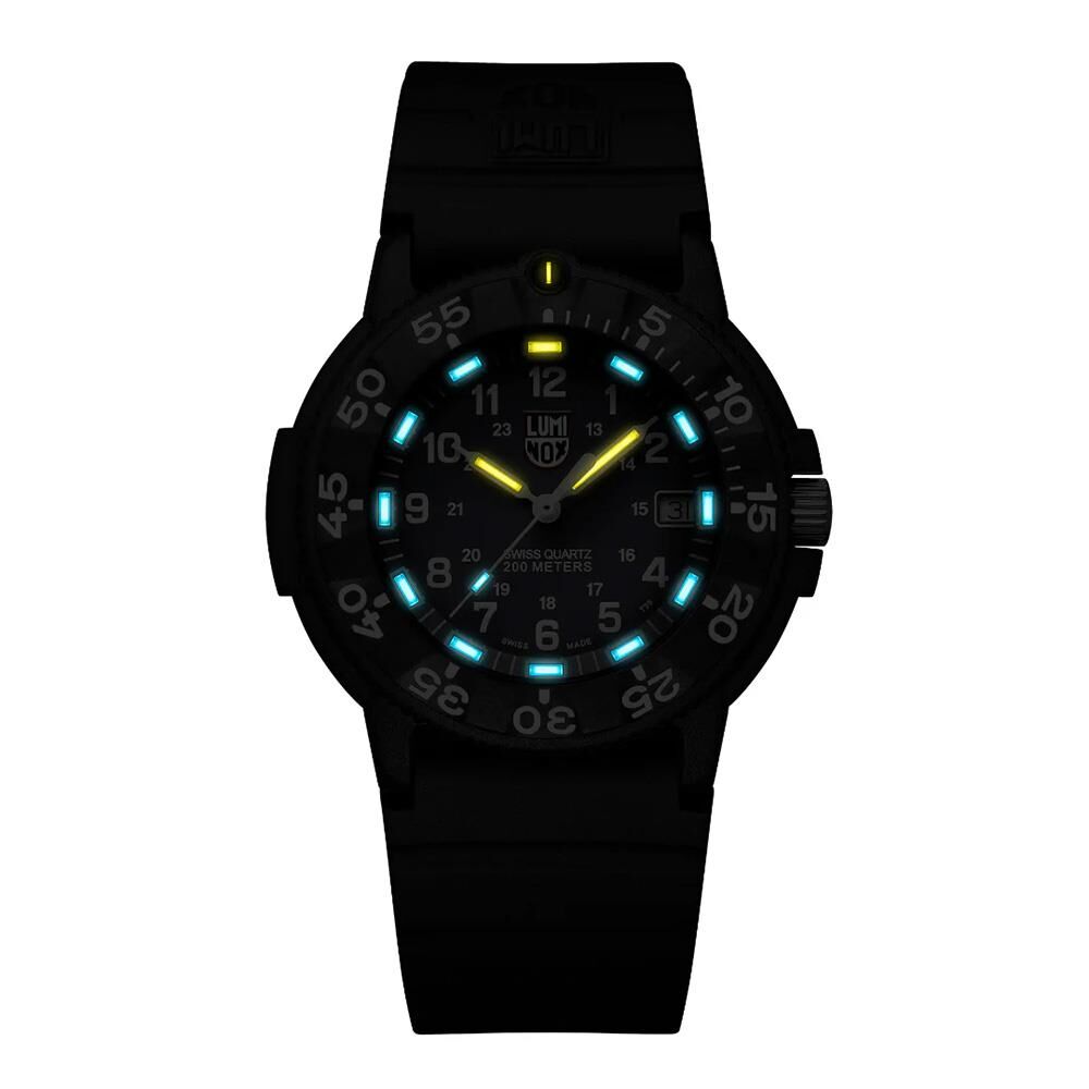 XS.3001.F ORIGINAL NAVY SEAL 3000 Serisi (İsviçre Üretimi Ronda 515 Mekanizmalı) Erkek Kol Saati