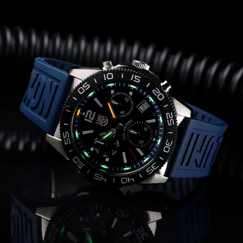 LUMINOX XS.3143 PACIFIC DIVER CHRONOGRAPH (İsviçre Üretimi Ronda Z60 Mekanizmalı) Erkek Kol Saati