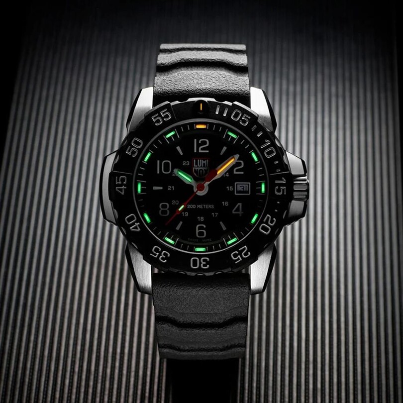 LUMINOX XS.3251.CB NAVY SEAL RUBBER - STEEL - CARBONOX™ (RSC) - (İsviçre Üretimi Ronda 715 Mekanizmalı) Erkek Kol Saati - Thumbnail