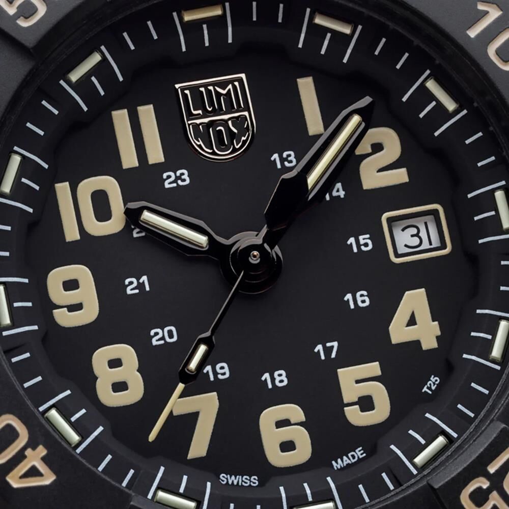 LUMINOX XS.3510 NAVY SEAL 3500 Serisi (İsviçre Üretimi Ronda 515 Mekanizmalı) Erkek Kol Saati