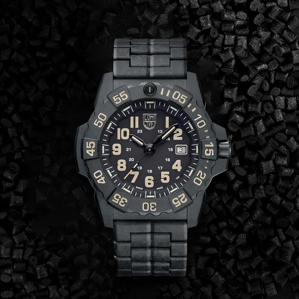 LUMINOX XS.3510 NAVY SEAL 3500 Serisi (İsviçre Üretimi Ronda 515 Mekanizmalı) Erkek Kol Saati