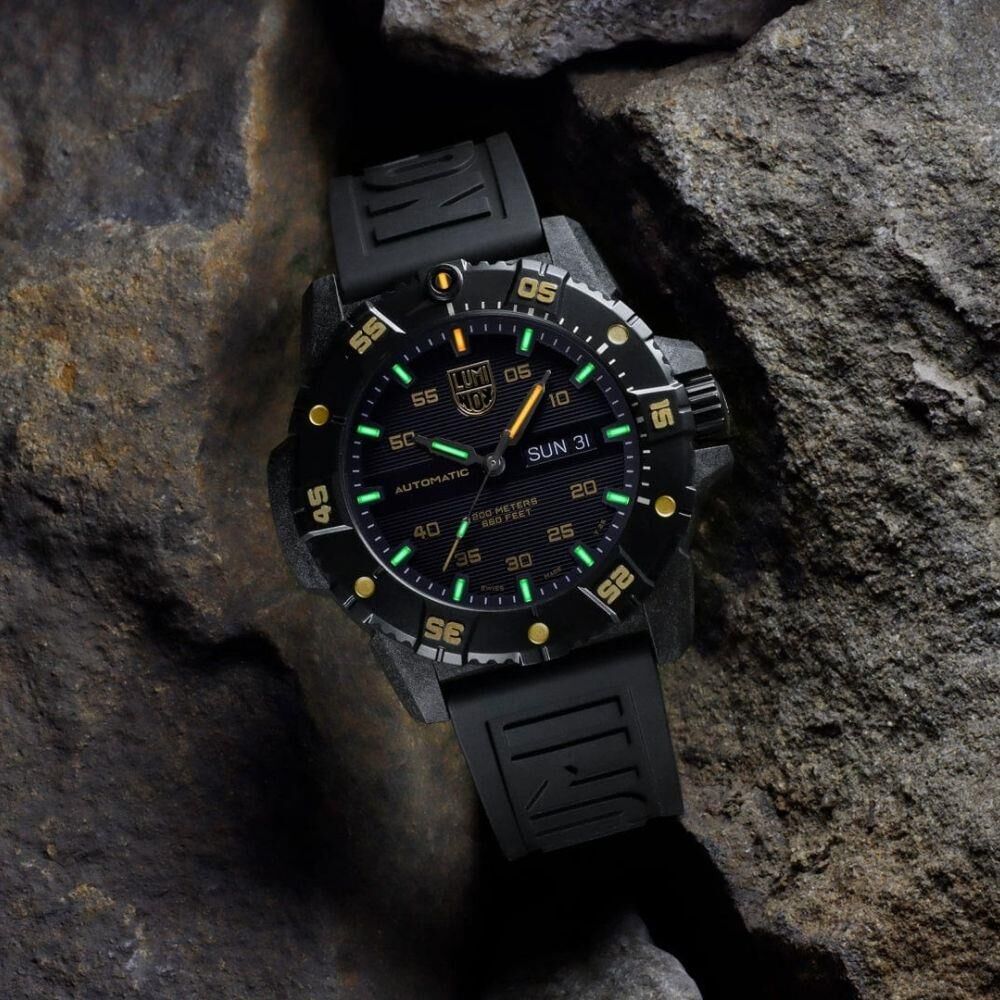 XS.3865.GOLD MASTER CARBON SEAL AUTOMATIC 3860 Serisi (İsviçre Üretimi Sellita SW 200-1 Mekanizmalı) Erkek Kol Saati