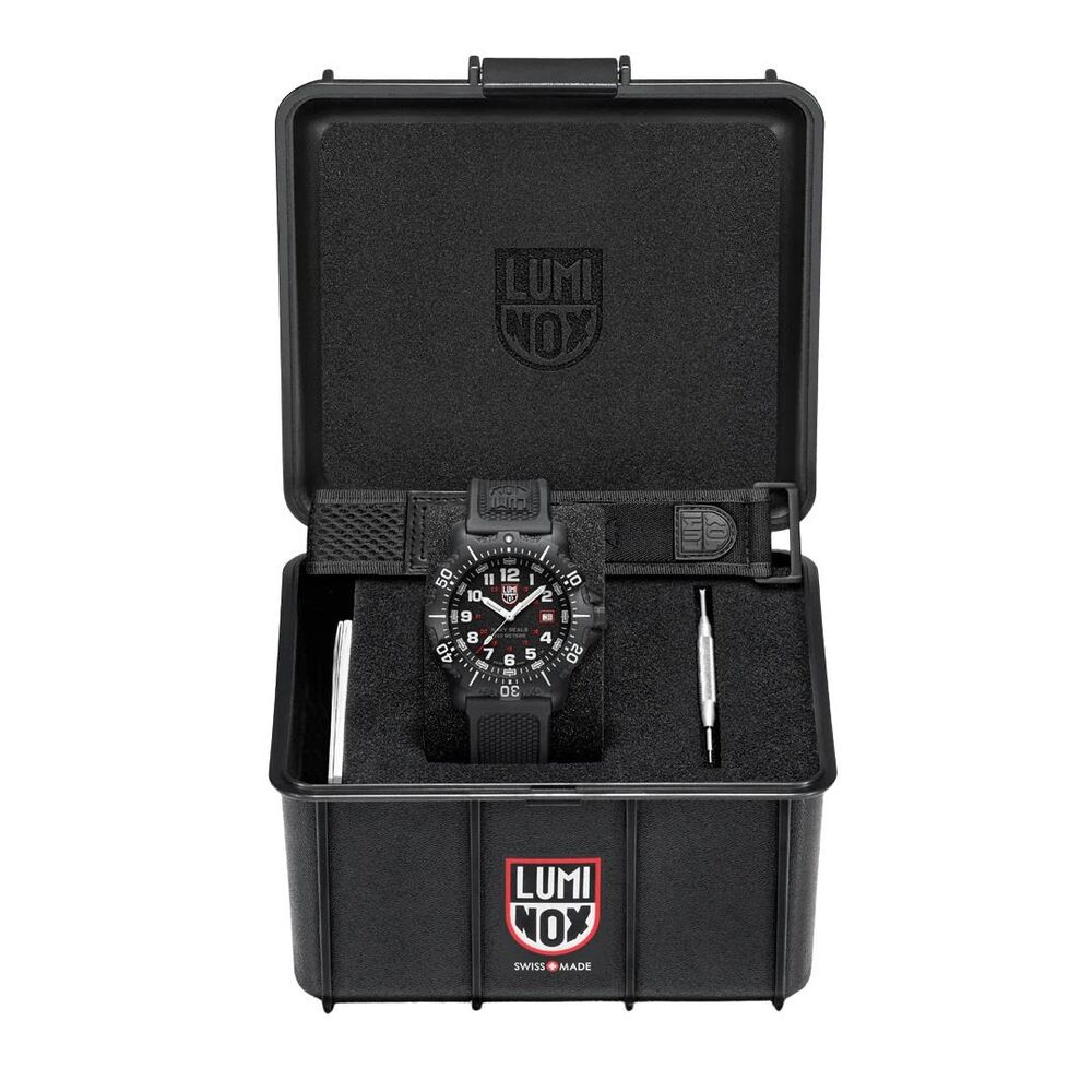 LUMINOX XS.4231.SET NAVY SEAL 4230 Serisi (İsviçre Üretimi Ronda 715 Mekanizmalı) Erkek Kol Saati