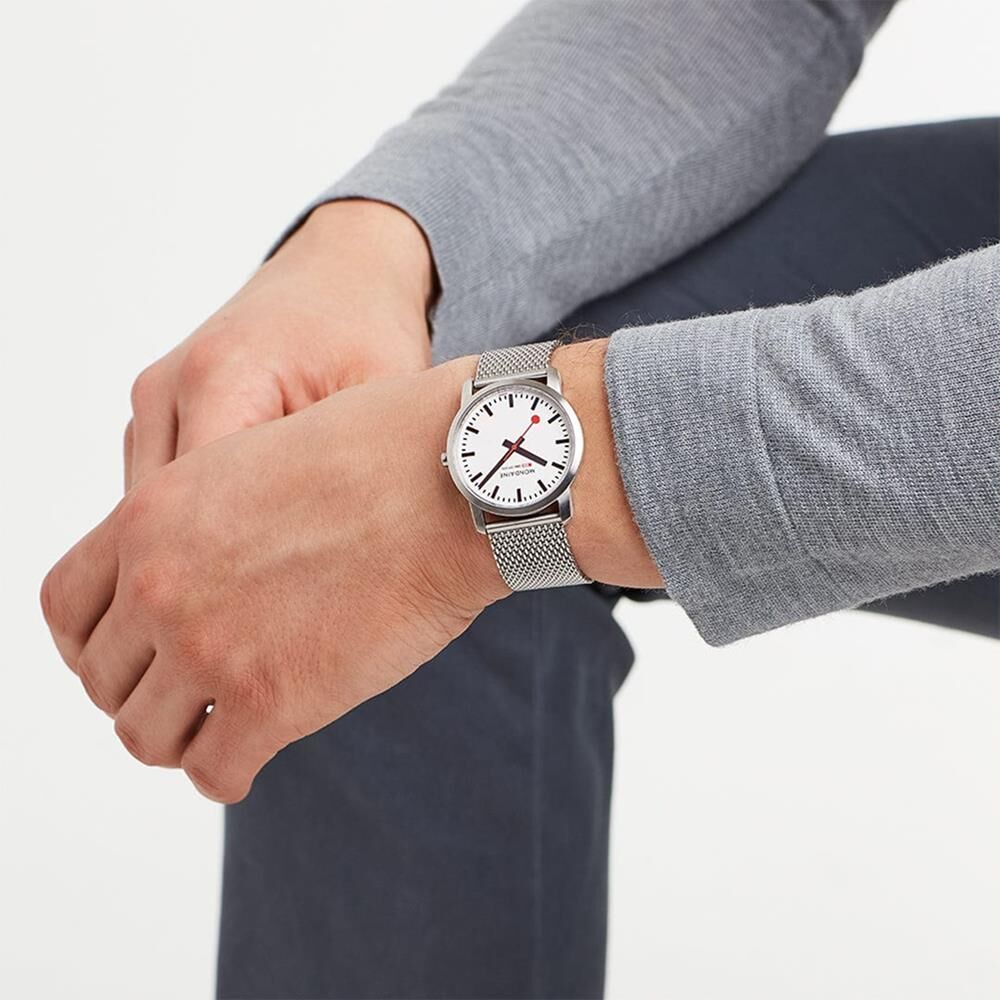 MONDAINE SIMPLY ELEGANT A400.30351.16SBZ Kol Saati