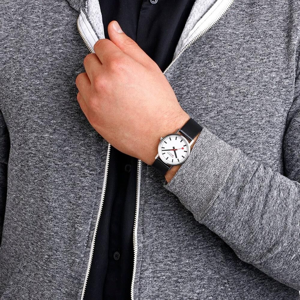 MONDAINE CLASSIC A660.30314.16SBBV Kol Saati