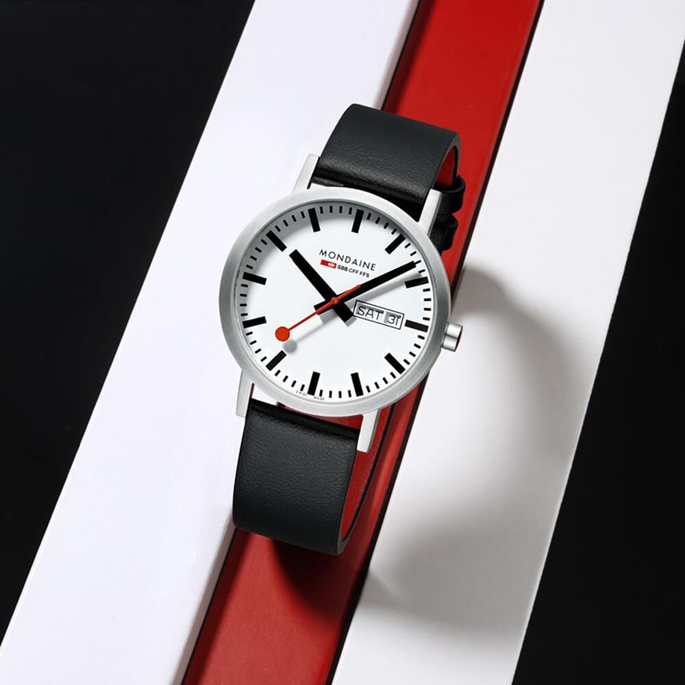 MONDAINE CLASSIC A667.30360.11SBBV Erkek Kol Saati