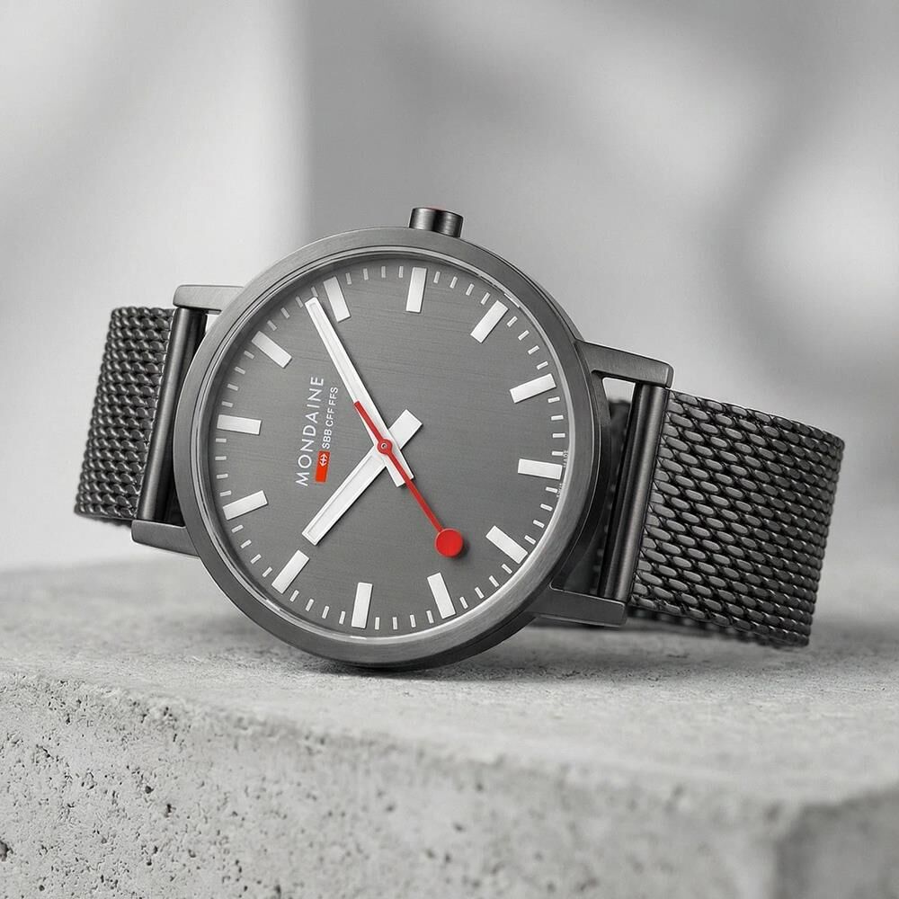 MONDAINE AA660.30360.81SBM Erkek Kol Saati