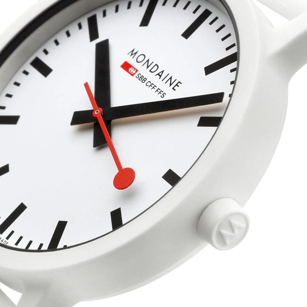 MONDAINE ESSENCE MS1.41110.RA Erkek Kol Saati