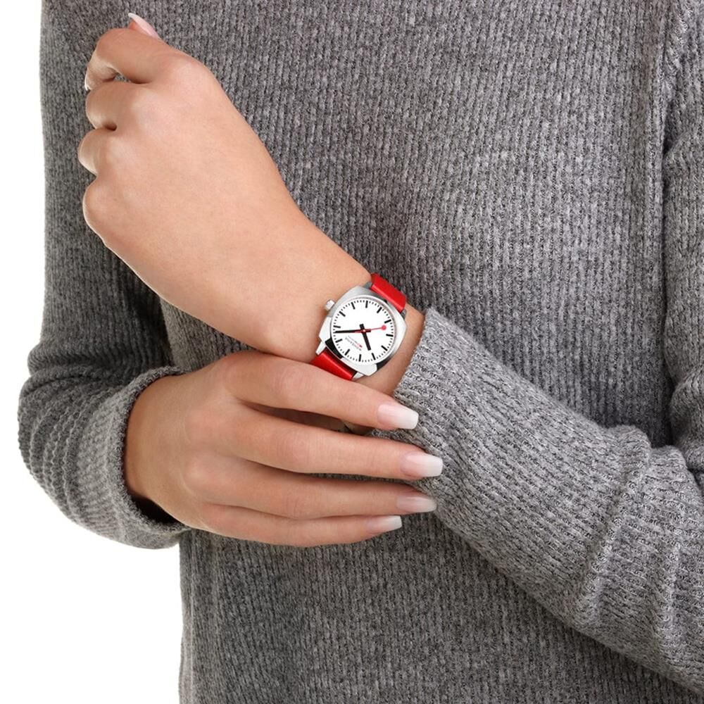 MONDAINE PETITE CUSHION MSL.31110.LCV Kadın Kol Saati