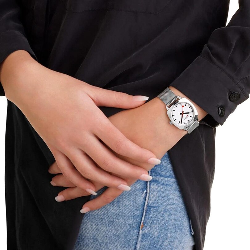 MONDAINE PETITE CUSHION MSL.31110.SM Kadın Kol Saati - Thumbnail